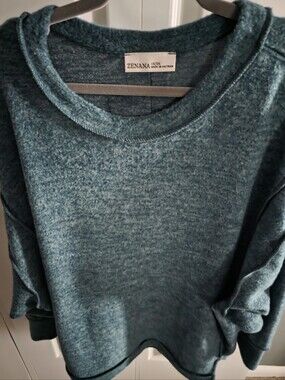 Forest/Evergreen Color Sweater, Fall Staple Piece. Measurements Provided